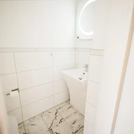 Apartman Lakeside Diamond - *